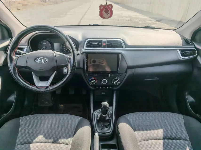 2017 Hyundai Reina 1.4L 95HP L4 5MT,autocango,china used car exporter,china ev exporter,chinese used car exporter,chinese used ev exporter