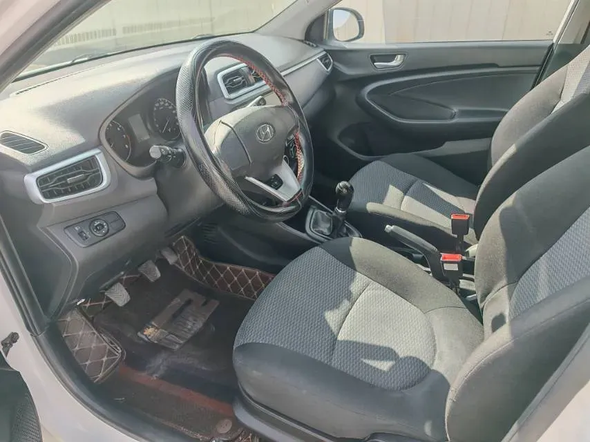 2017 Hyundai Reina 1.4L 95HP L4 5MT,autocango,china used car exporter,china ev exporter,chinese used car exporter,chinese used ev exporter