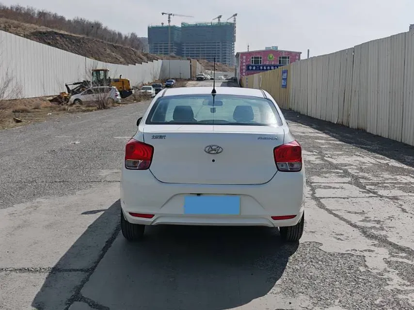 2017 Hyundai Reina 1.4L 95HP L4 5MT,autocango,china used car exporter,china ev exporter,chinese used car exporter,chinese used ev exporter