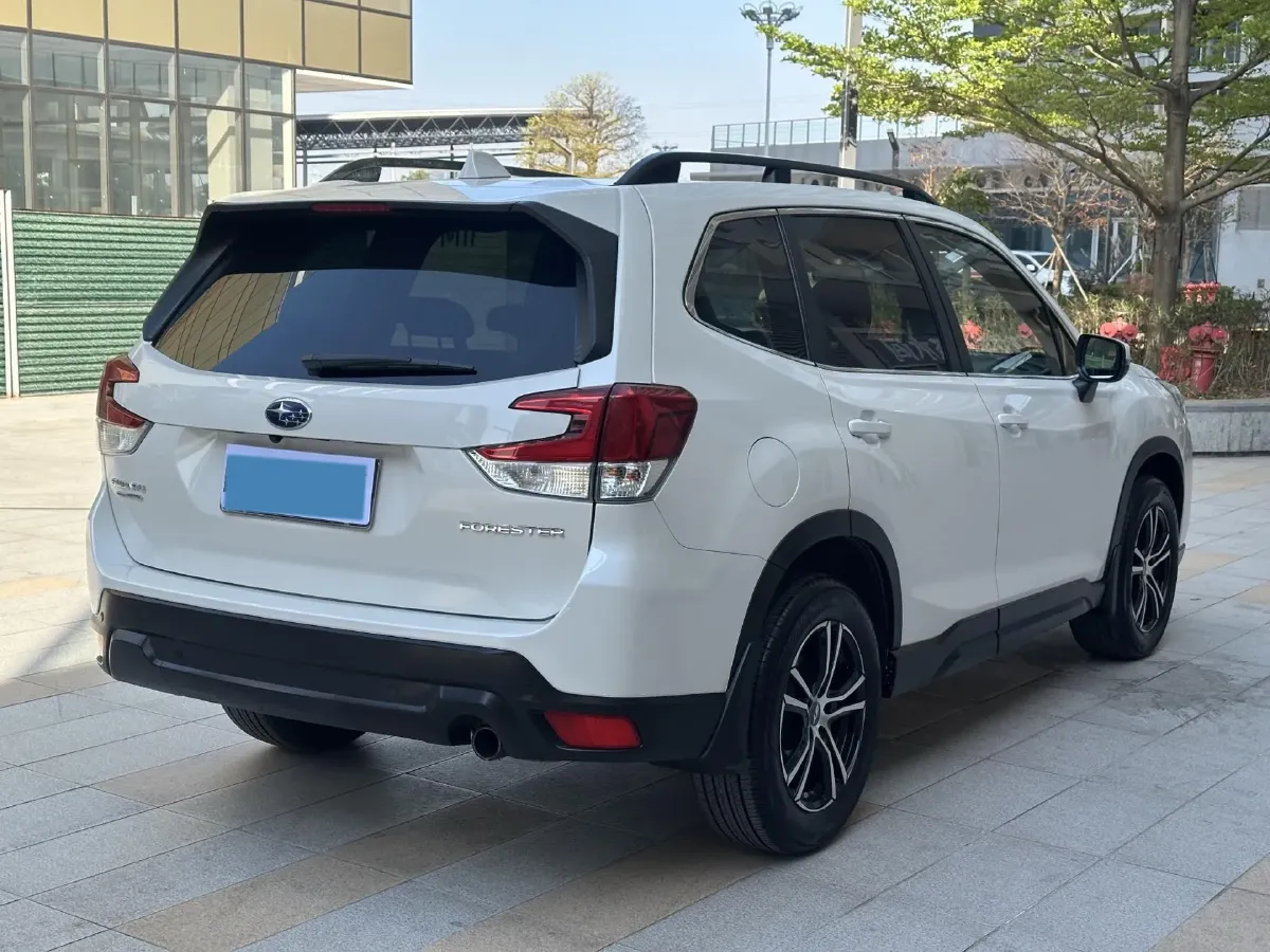 2021 Subaru Forester 2.0L 154HP H4 CVT,autocango,china used car exporter,china ev exporter,chinese used car exporter,chinese used ev exporter