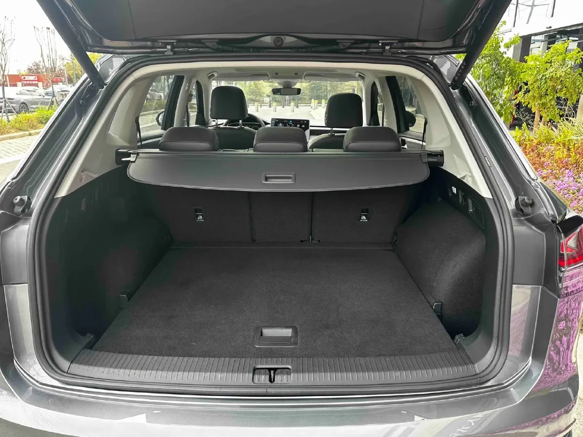 2023 Volkswagen Tayron 1.5T 160HP L4 7DCT,autocango,china used car exporter,china ev exporter,chinese used car exporter,chinese used ev exporter