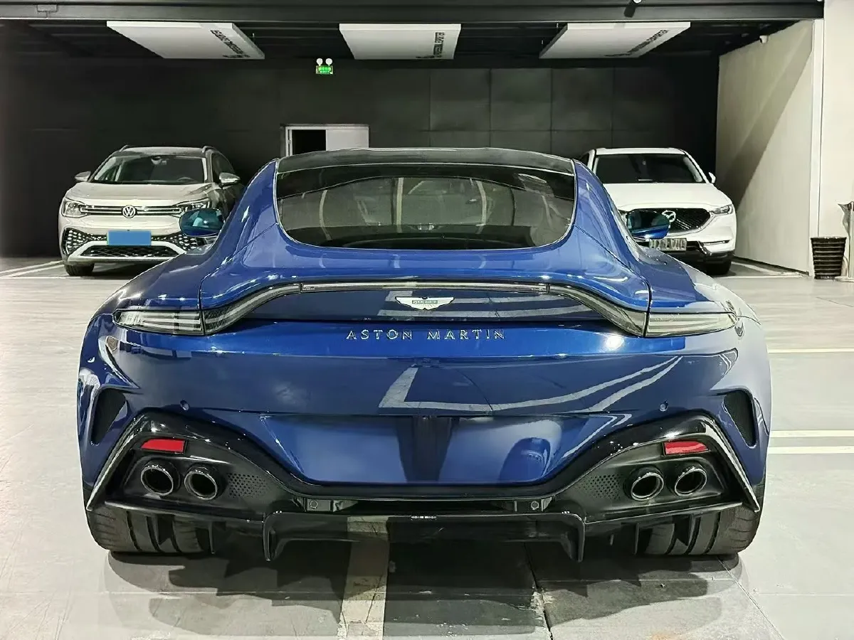 2024 Aston Martin V8 Vantage 4.0T 665HP V8 8AT,autocango,china used car exporter,china ev exporter,chinese used car exporter,chinese used ev exporter