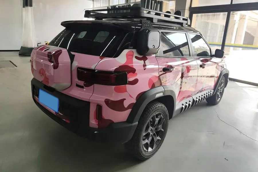 2025 Geely Cowboy 1.5T 181HP L4 7DCT,autocango,china used car exporter,china ev exporter,chinese used car exporter,chinese used ev exporter