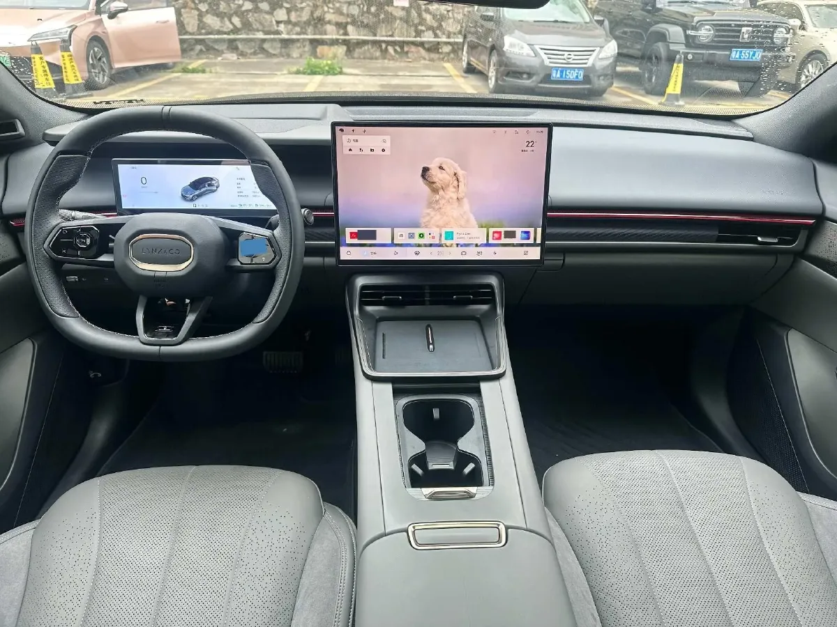 2024 LYNK&CO 07 EM-P 1.5T 163HP L4 3DHT PHEV 18.99KWH,autocango,china used car exporter,china ev exporter,chinese used car exporter,chinese used ev exporter