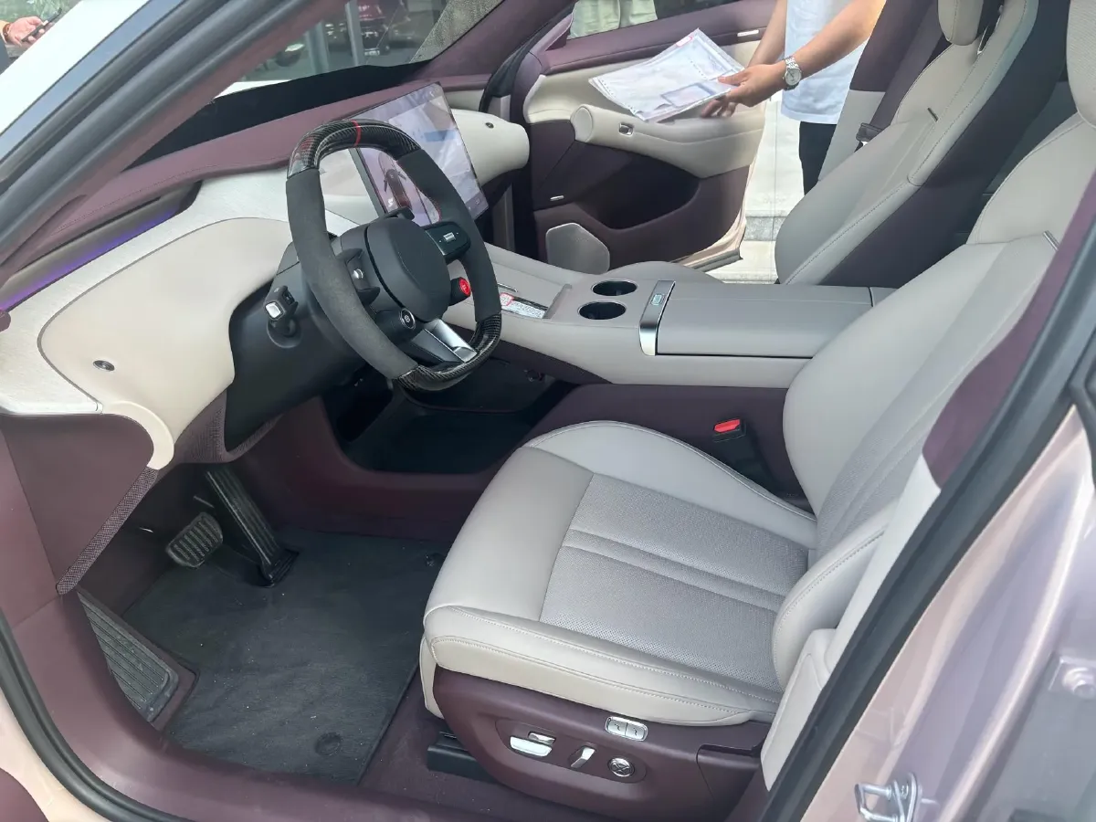 2025 MI YU7 BEV 101.7KWH,autocango,china used car exporter,china ev exporter,chinese used car exporter,chinese used ev exporter