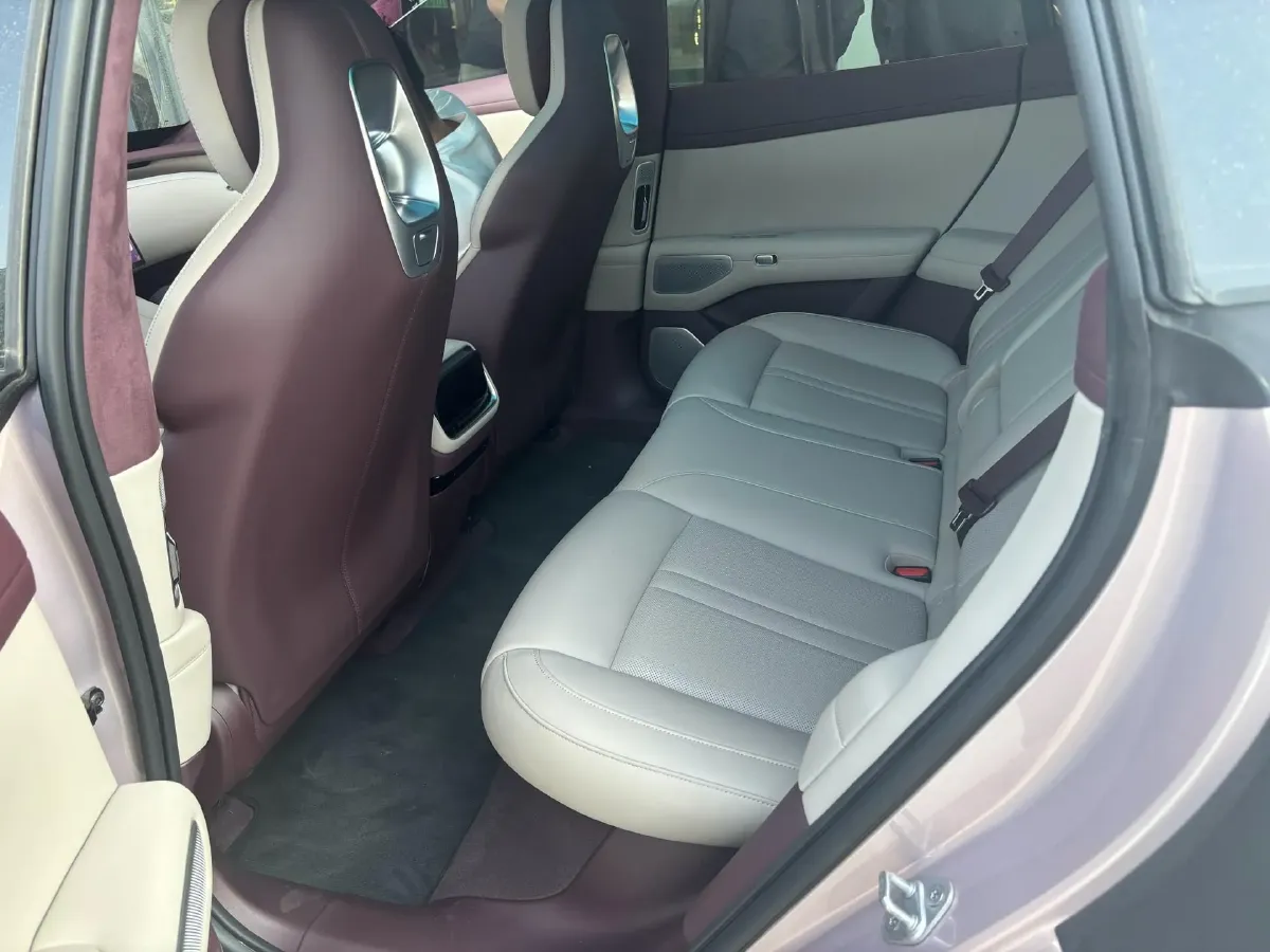 2025 MI YU7 BEV 101.7KWH,autocango,china used car exporter,china ev exporter,chinese used car exporter,chinese used ev exporter