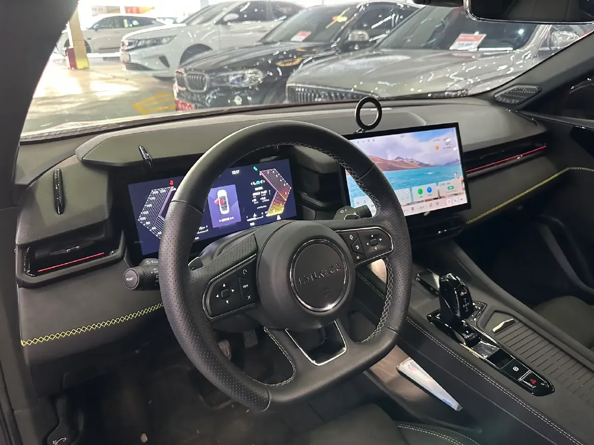 2023 LYNK&CO 03 2.0T 254HP L4 7DCT,autocango,china used car exporter,china ev exporter,chinese used car exporter,chinese used ev exporter