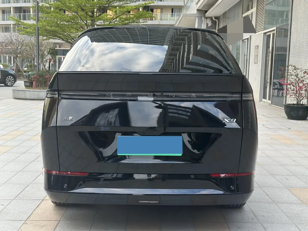 2024 Xpeng X9 BEV 101.5KWH,autocango,china used car exporter,china ev exporter,chinese used car exporter,chinese used ev exporter