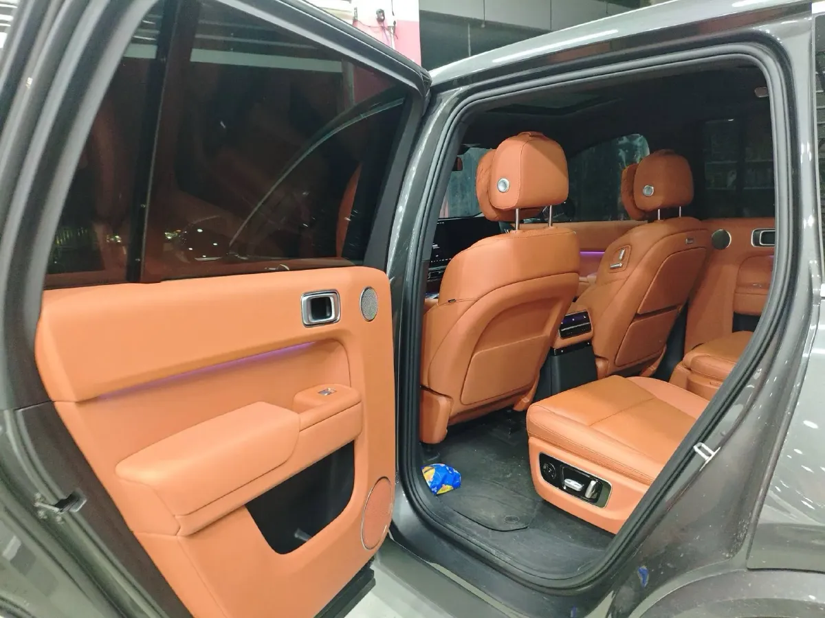 2022 Li L9 Range Extended 154HP REEV 42.6KWH,autocango,china used car exporter,china ev exporter,chinese used car exporter,chinese used ev exporter
