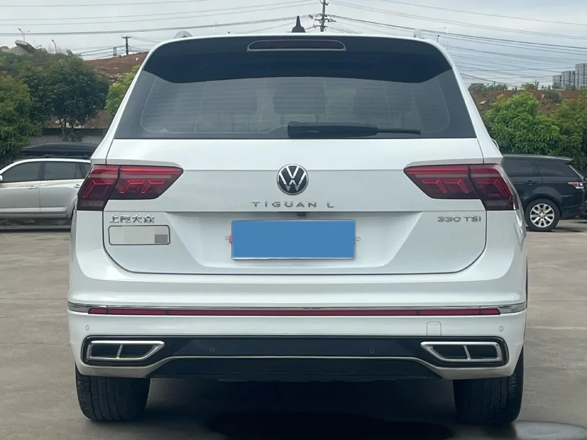 2023 Volkswagen Tiguan L 2.0T 186HP L4 7DCT,autocango,china used car exporter,china ev exporter,chinese used car exporter,chinese used ev exporter