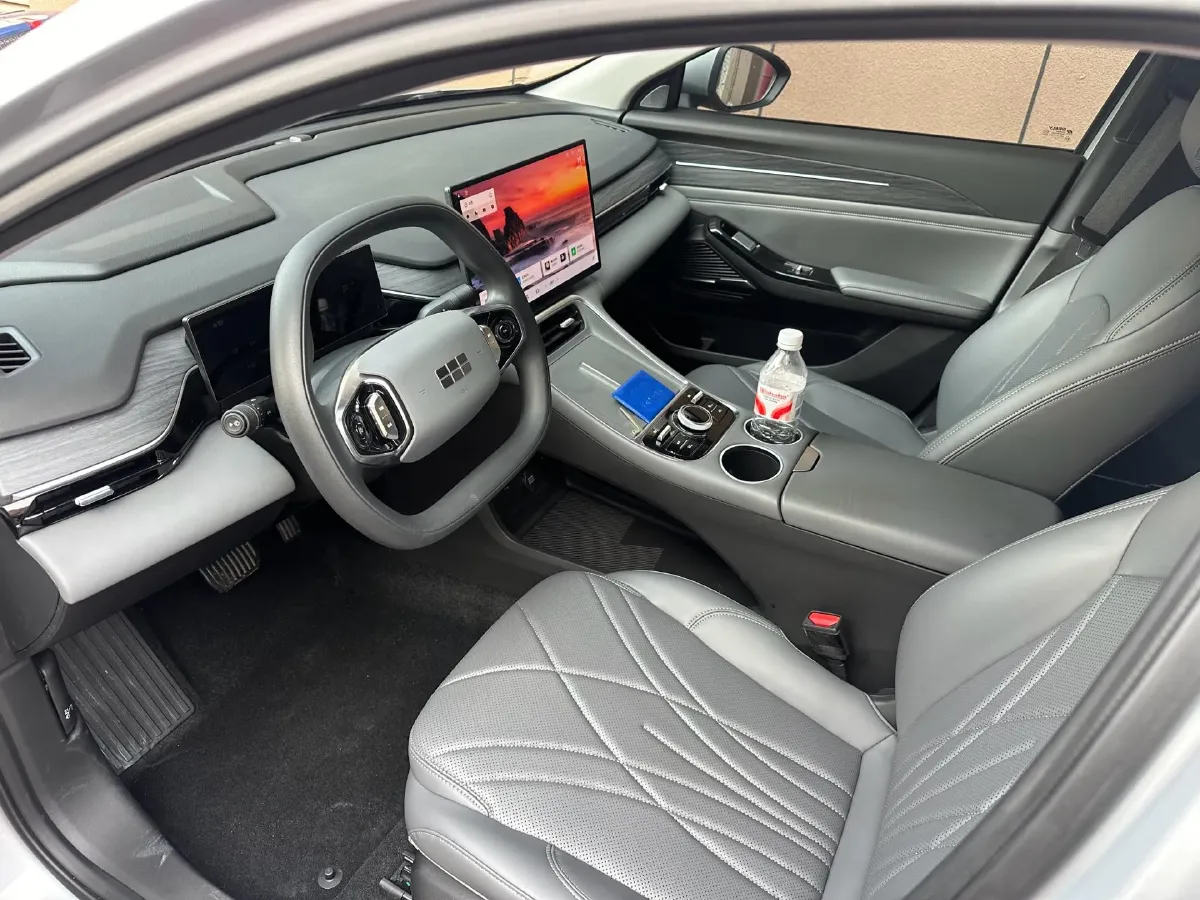 2025 Geely Galaxy A7 1.5L 112HP L4 1DHT PHEV,autocango,china used car exporter,china ev exporter,chinese used car exporter,chinese used ev exporter