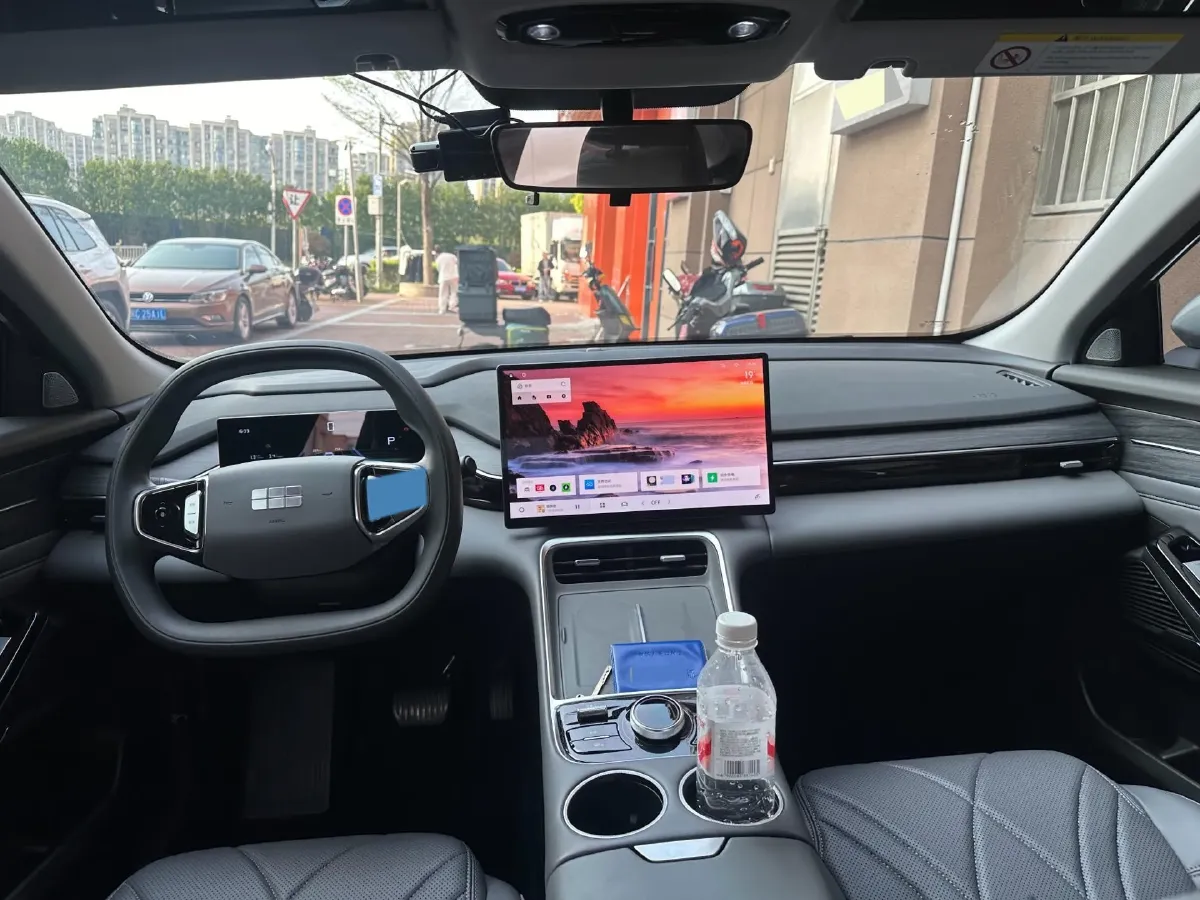 2025 Geely Galaxy A7 1.5L 112HP L4 1DHT PHEV,autocango,china used car exporter,china ev exporter,chinese used car exporter,chinese used ev exporter