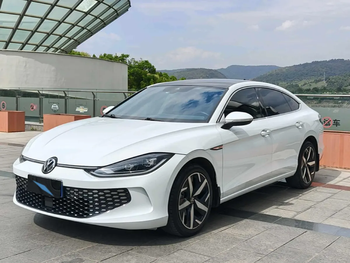 2023 Volkswagen Lamando 1.4T 150HP L4 7DCT,autocango,china used car exporter,china ev exporter,chinese used car exporter,chinese used ev exporter