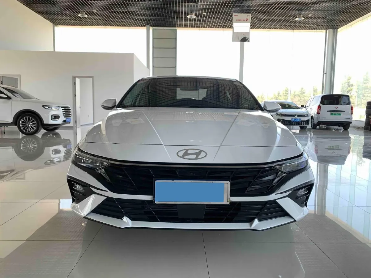 2023 Hyundai Elantra 1.5L 115HP L4 CVT,autocango,china used car exporter,china ev exporter,chinese used car exporter,chinese used ev exporter