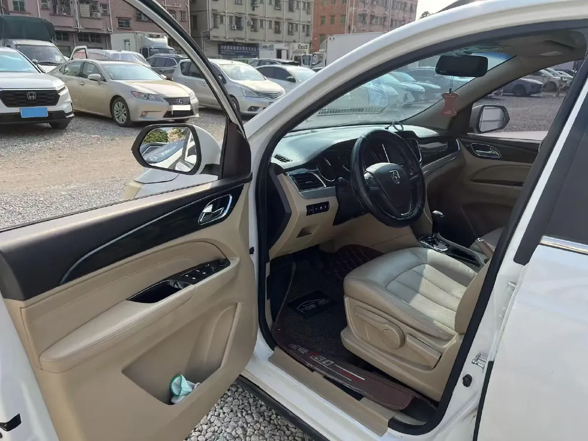 2016 BAIC WeiWang S50 1.5T 150HP L4 6MT,autocango,china used car exporter,china ev exporter,chinese used car exporter,chinese used ev exporter