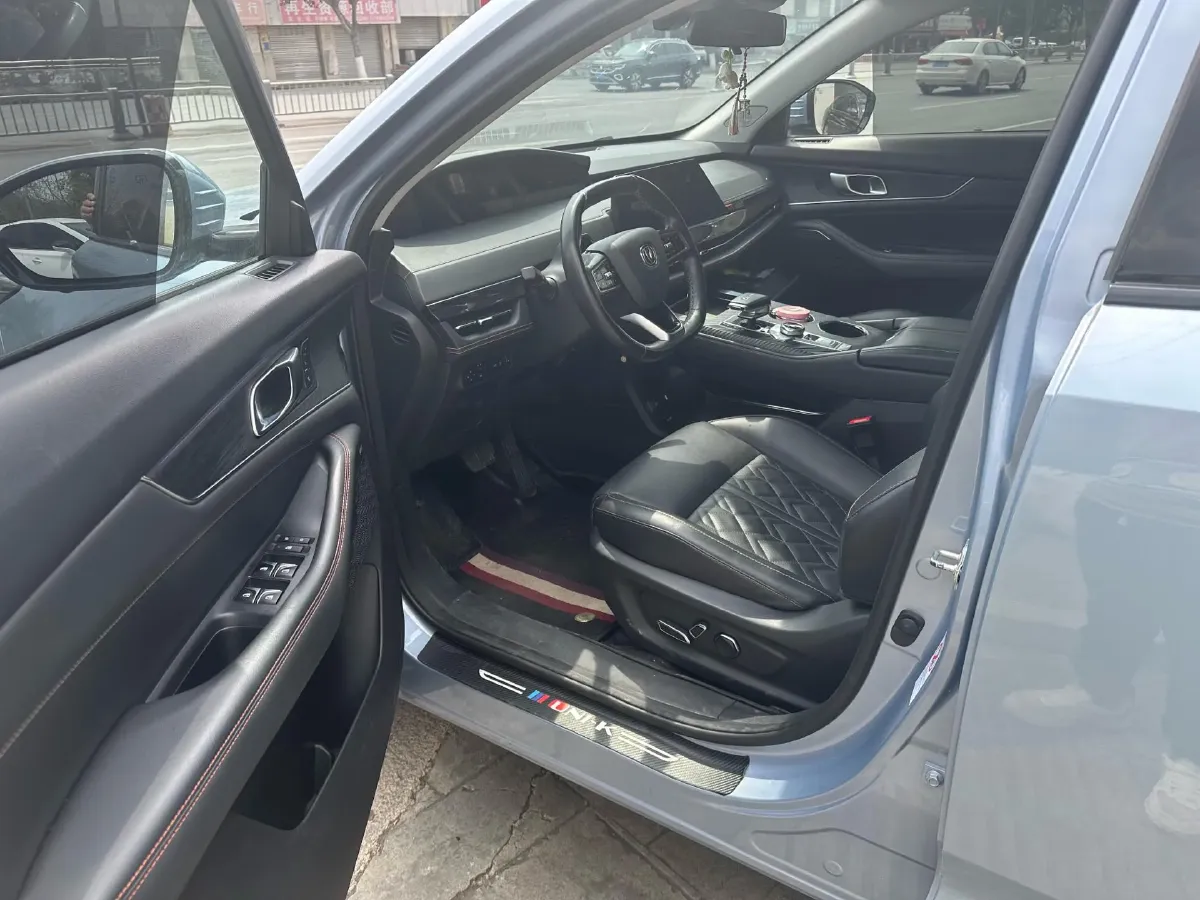 2021 ChangAn UNI-K 2.0T 233HP L4 8AT,autocango,china used car exporter,china ev exporter,chinese used car exporter,chinese used ev exporter