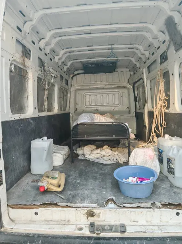 2023 Ford Transit 2.0T 220HP L4 5MT,autocango,china used car exporter,china ev exporter,chinese used car exporter,chinese used ev exporter