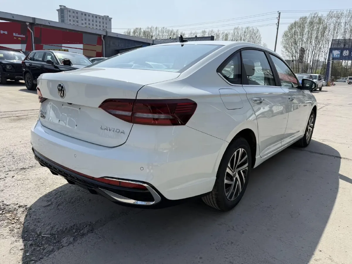 2024 Volkswagen Lavida 1.5L 110HP L4 6AT,autocango,china used car exporter,china ev exporter,chinese used car exporter,chinese used ev exporter