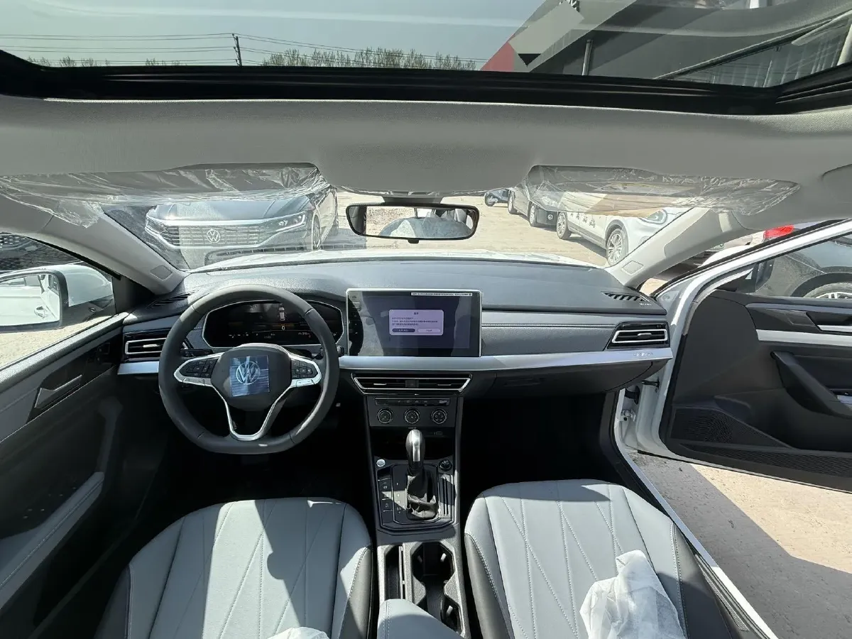 2024 Volkswagen Lavida 1.5L 110HP L4 6AT,autocango,china used car exporter,china ev exporter,chinese used car exporter,chinese used ev exporter