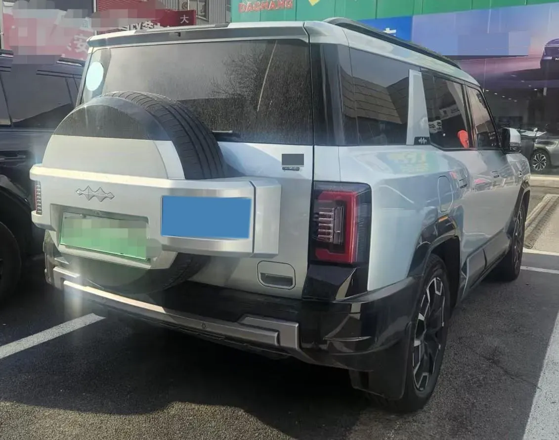 2025 FangChengBao Bao 8 2.0T 245HP L4 E-CVT PHEV 36.8KWH,autocango,china used car exporter,china ev exporter,chinese used car exporter,chinese used ev exporter