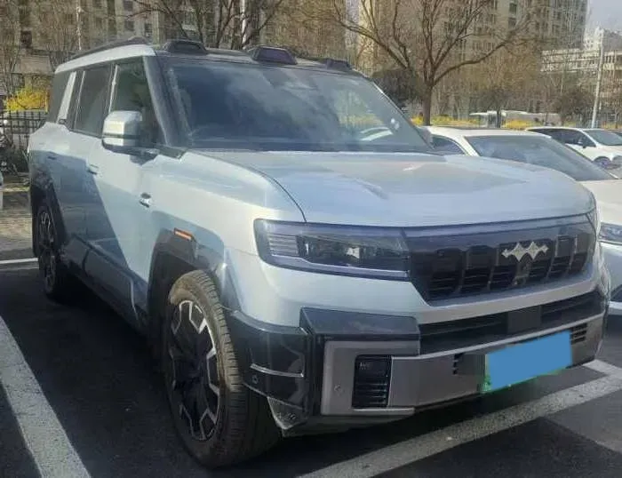 2025 FangChengBao Bao 8 2.0T 245HP L4 E-CVT PHEV 36.8KWH,autocango,china used car exporter,china ev exporter,chinese used car exporter,chinese used ev exporter