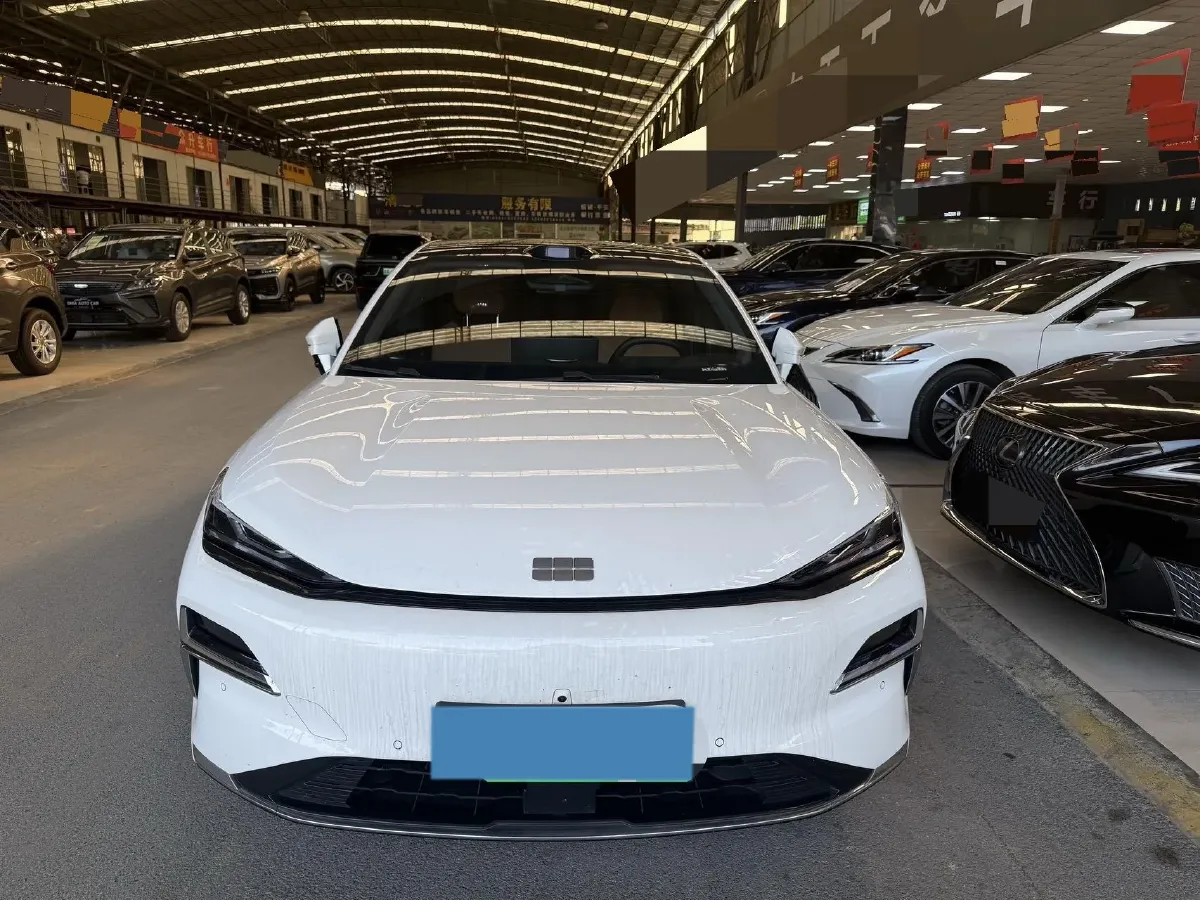 2025 Geely Galaxy Starshine 8 1.5T 163HP L4 3DHT PHEV 27.69KWH,autocango,china used car exporter,china ev exporter,chinese used car exporter,chinese used ev exporter