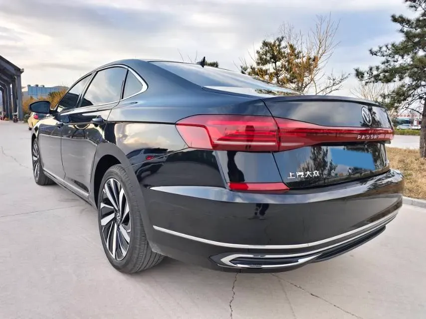 2023 Volkswagen Passat 2.0T 186HP L4 7DCT,autocango,china used car exporter,china ev exporter,chinese used car exporter,chinese used ev exporter