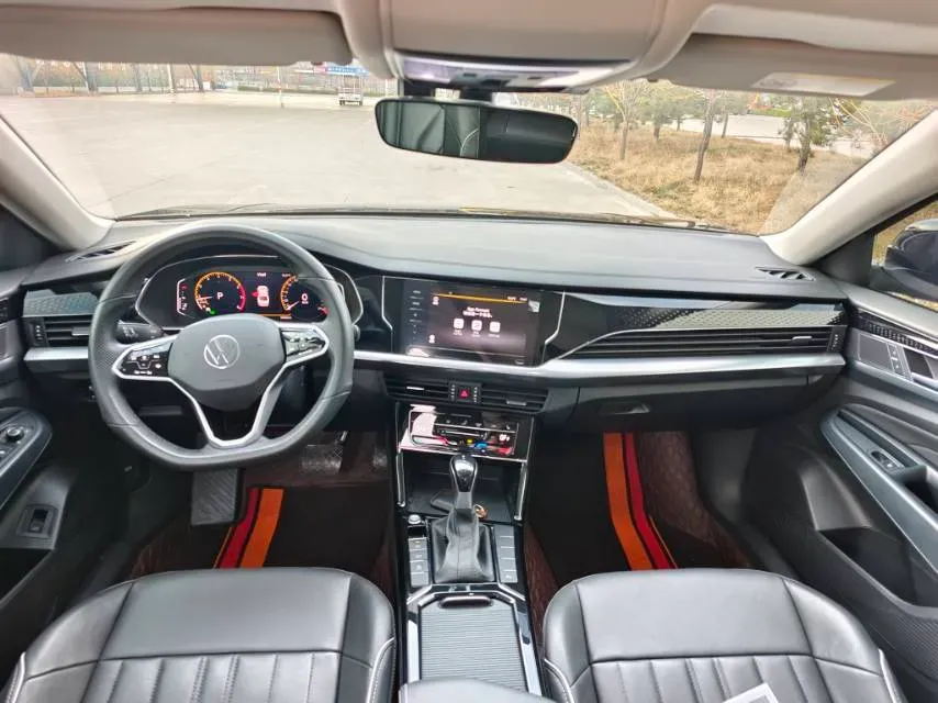 2023 Volkswagen Passat 2.0T 186HP L4 7DCT,autocango,china used car exporter,china ev exporter,chinese used car exporter,chinese used ev exporter