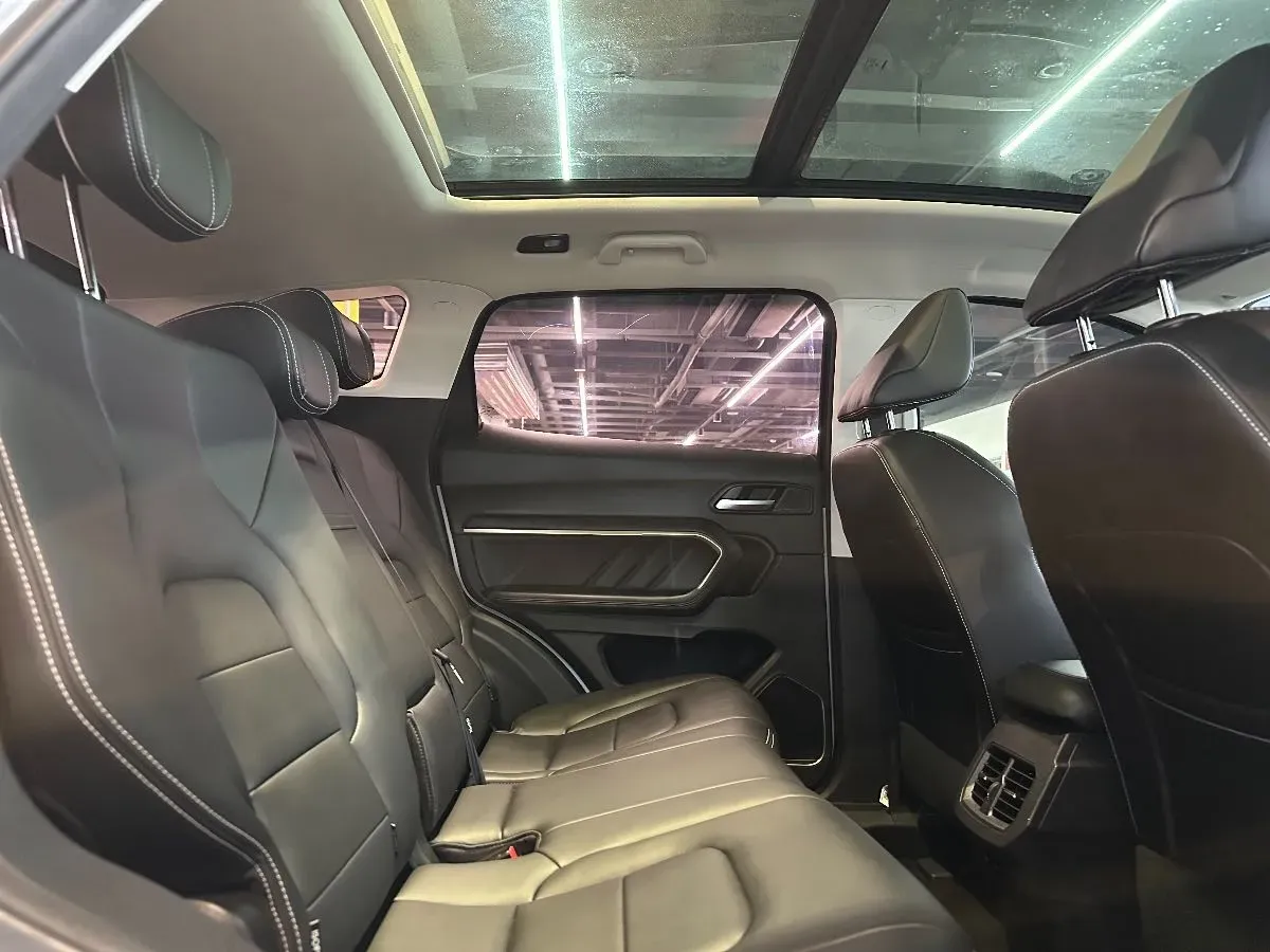 2019 Haval H6 1.5T 169HP L4 7DCT,autocango,china used car exporter,china ev exporter,chinese used car exporter,chinese used ev exporter