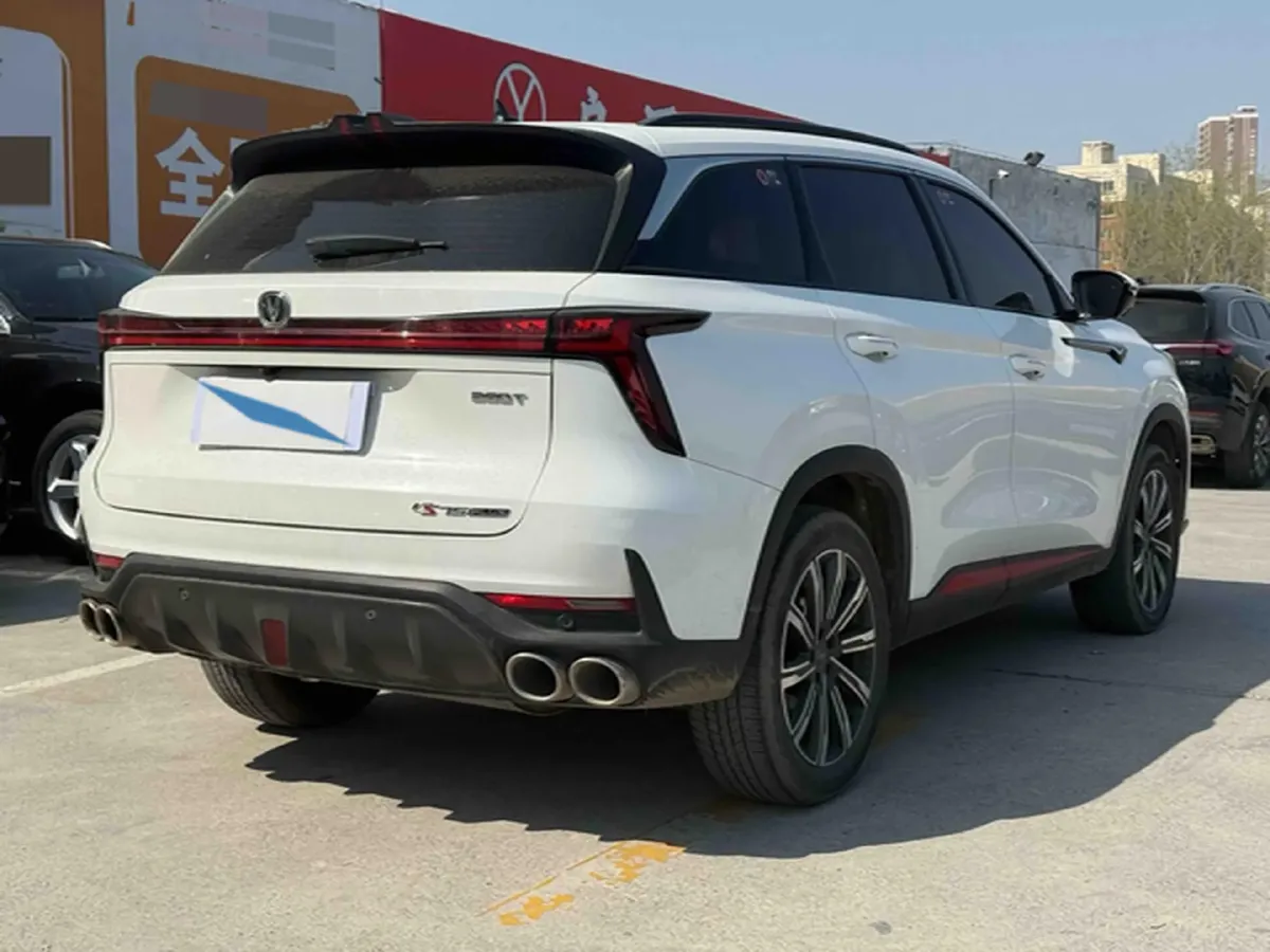 2022 ChangAn CS75 Plus 2.0T 233HP L4 8AT,autocango,china used car exporter,china ev exporter,chinese used car exporter,chinese used ev exporter