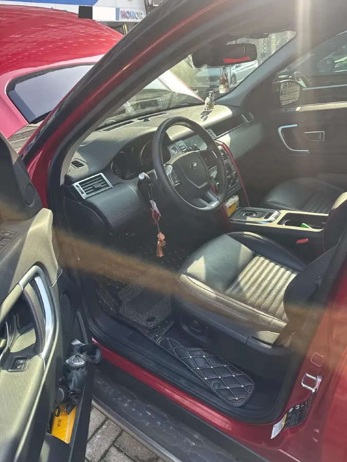 2019 Land Rover Discovery Sport 2.0T 241HP L4 9AT,autocango,china used car exporter,china ev exporter,chinese used car exporter,chinese used ev exporter