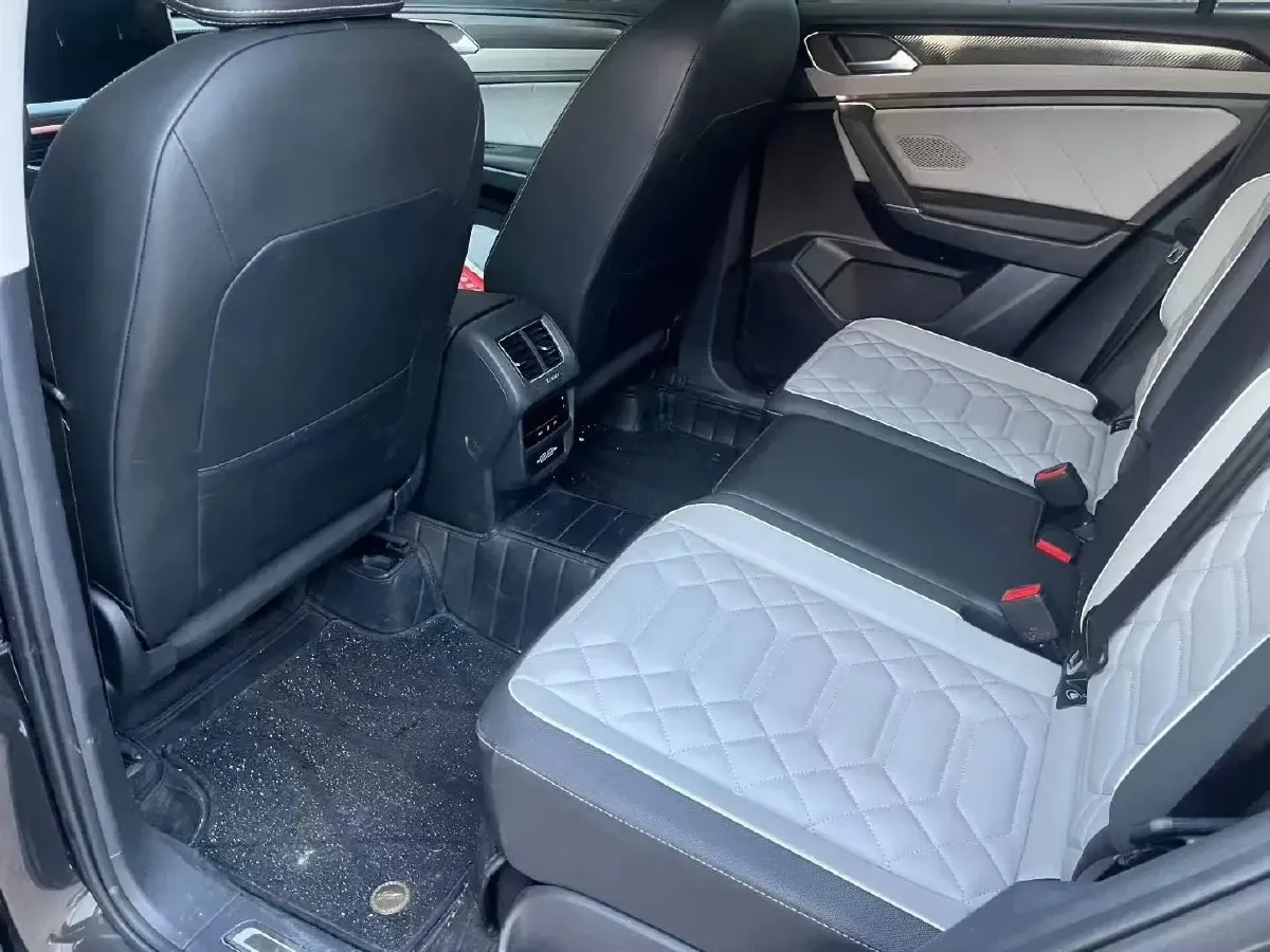 2023 Volkswagen Tayron 2.0T 186HP L4 7DCT,autocango,china used car exporter,china ev exporter,chinese used car exporter,chinese used ev exporter