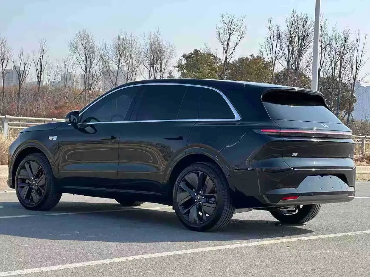 2024 Li L6 Range Extended 154HP L4 REEV 36.8KWH,autocango,china used car exporter,china ev exporter,chinese used car exporter,chinese used ev exporter