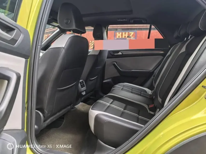 2023 Volkswagen T-Roc 1.5T 160HP L4 7DCT,autocango,china used car exporter,china ev exporter,chinese used car exporter,chinese used ev exporter