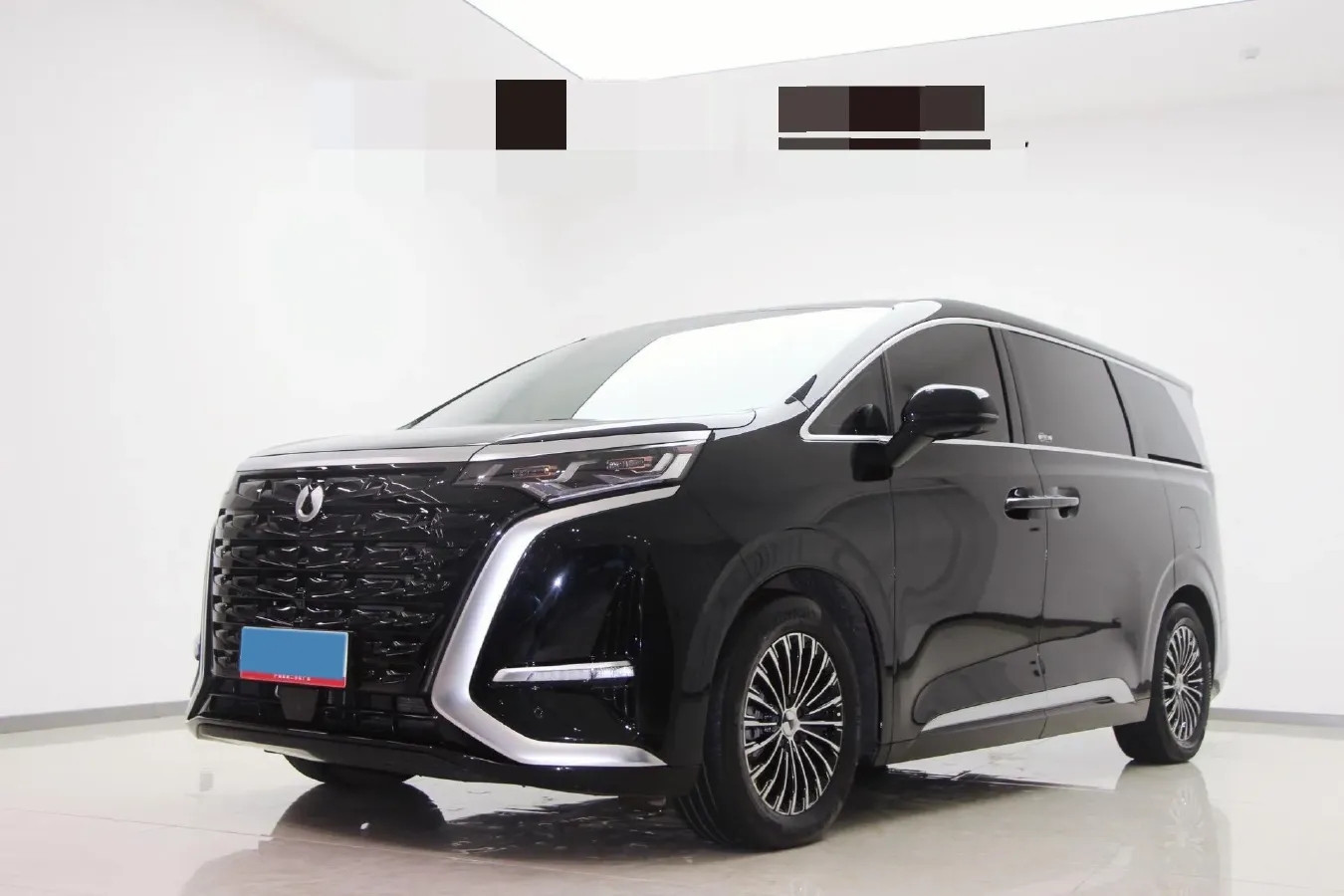 2024 Denza D9 1.5T 139HP L4 E-CVT PHEV 40KWH,autocango,china used car exporter,china ev exporter,chinese used car exporter,chinese used ev exporter