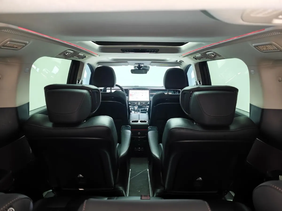 2024 GAC Trumpchi M8 2.0T 252HP L4 8AT,autocango,china used car exporter,china ev exporter,chinese used car exporter,chinese used ev exporter