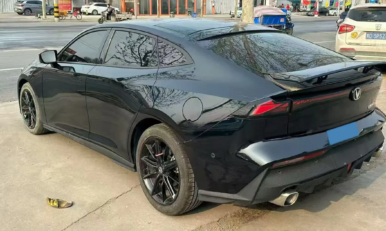 2022 ChangAn UNI-V 1.5T 188HP L4 7DCT,autocango,china used car exporter,china ev exporter,chinese used car exporter,chinese used ev exporter