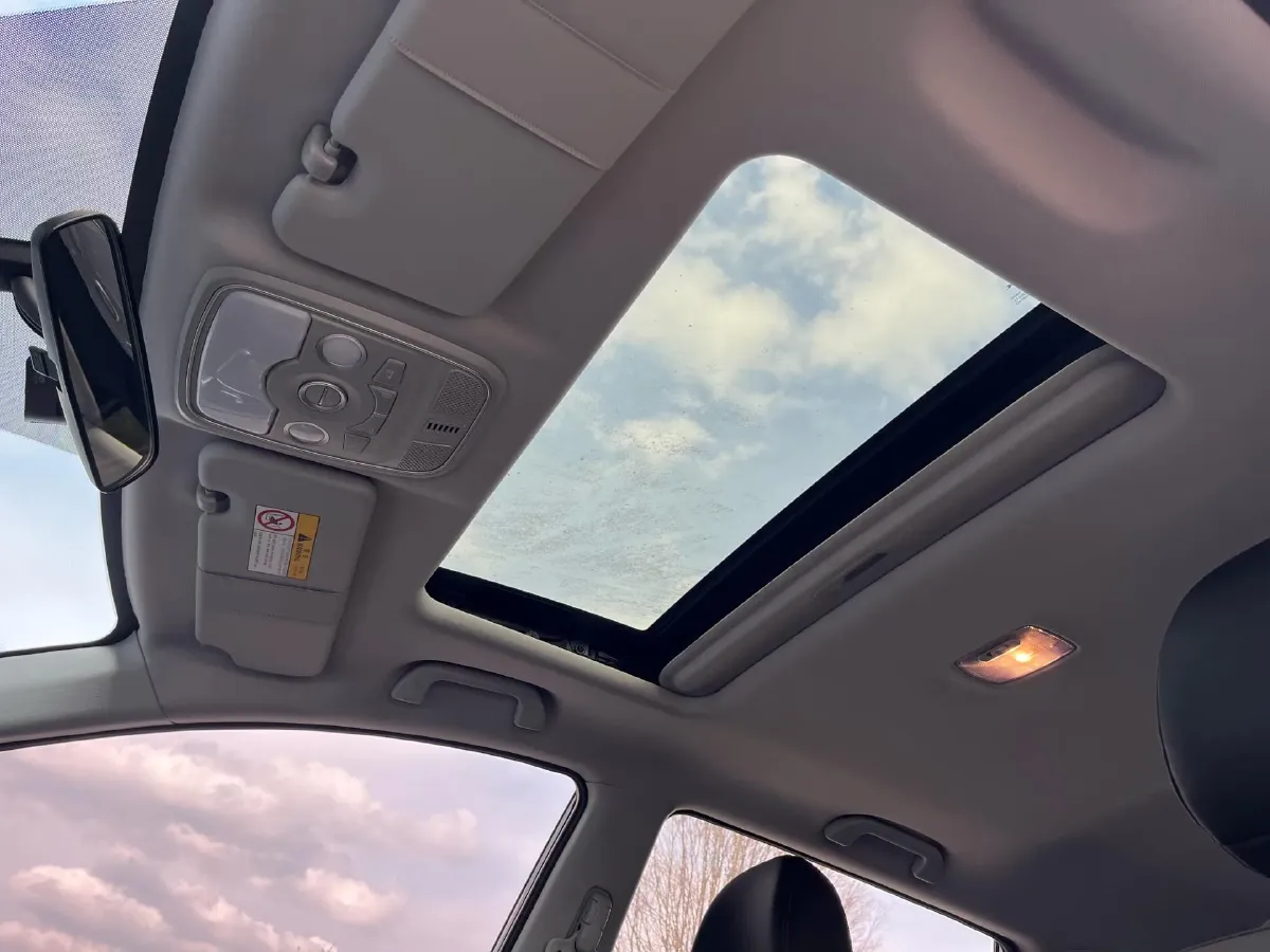 2019 Haval M6 1.5T 150HP L4 7DCT,autocango,china used car exporter,china ev exporter,chinese used car exporter,chinese used ev exporter