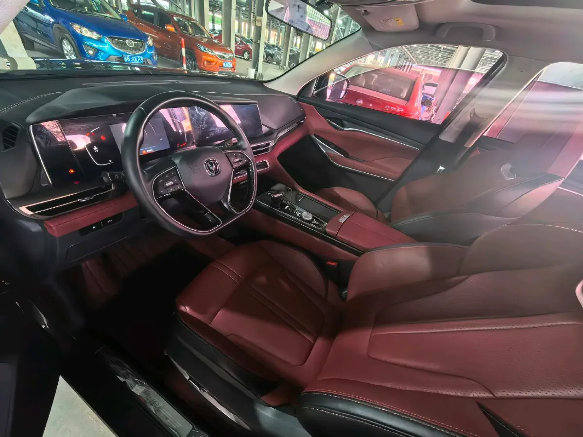 2020 ChangAn CS75 Plus 2.0T 233HP L4 8AT,autocango,china used car exporter,china ev exporter,chinese used car exporter,chinese used ev exporter