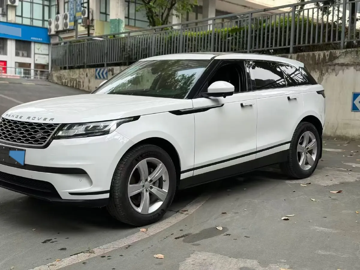 2018 Land Rover Discovery 2.0T 300HP L4 8AT,autocango,china used car exporter,china ev exporter,chinese used car exporter,chinese used ev exporter