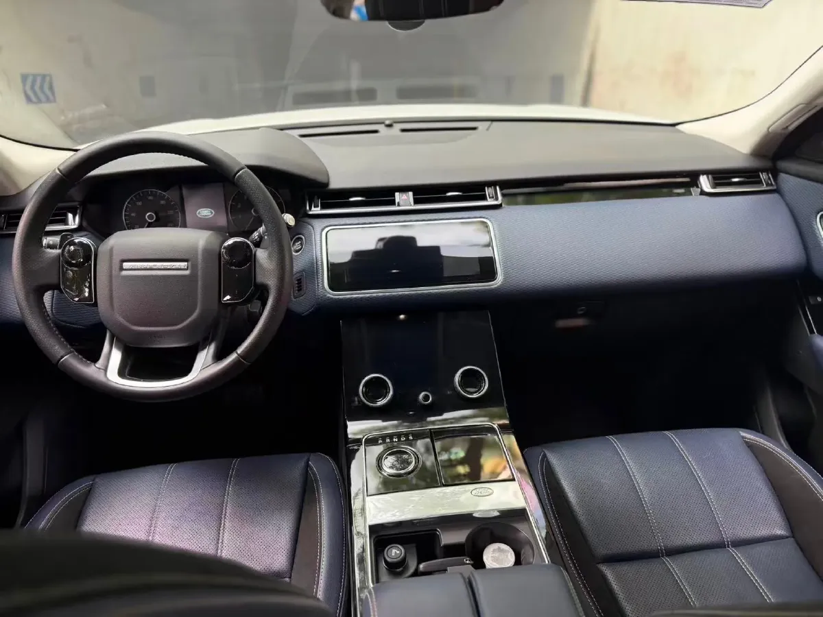 2018 Land Rover Discovery 2.0T 300HP L4 8AT,autocango,china used car exporter,china ev exporter,chinese used car exporter,chinese used ev exporter