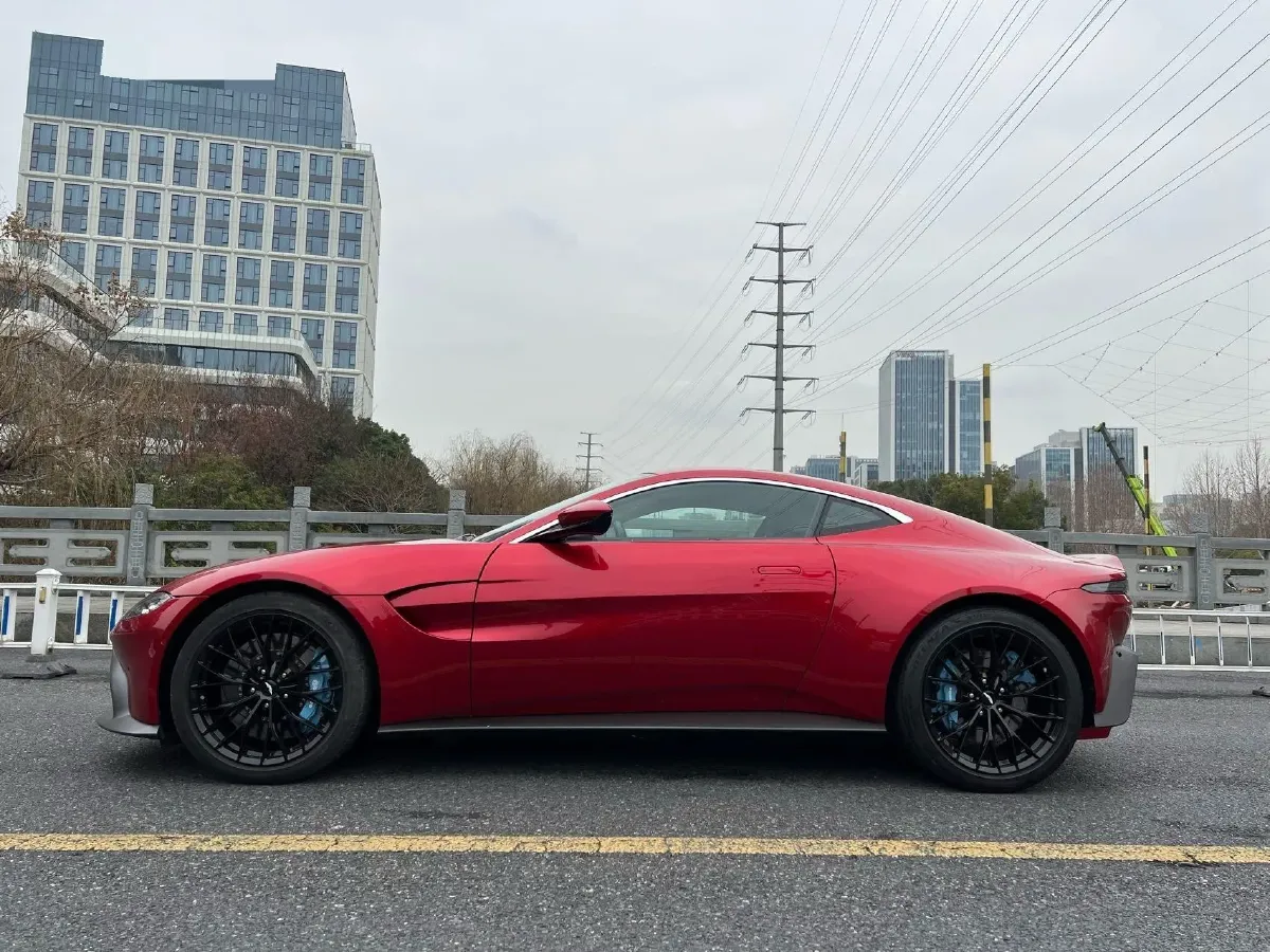 2018 Aston Martin V8 Vantage 4.0T 510HP V8 8AT,autocango,china used car exporter,china ev exporter,chinese used car exporter,chinese used ev exporter