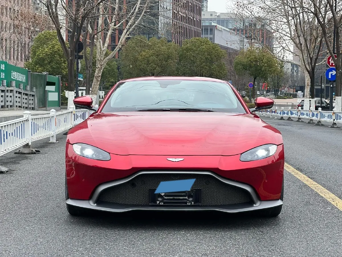 2018 Aston Martin V8 Vantage 4.0T 510HP V8 8AT,autocango,china used car exporter,china ev exporter,chinese used car exporter,chinese used ev exporter