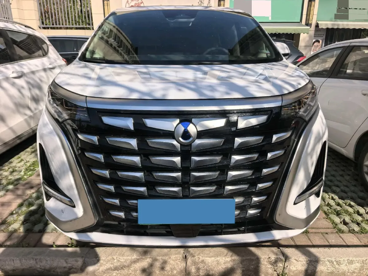 2022 Mercedes-Benz GLC Class 2.0T 197HP L4 9AT,autocango,china used car exporter,china ev exporter,chinese used car exporter,chinese used ev exporter