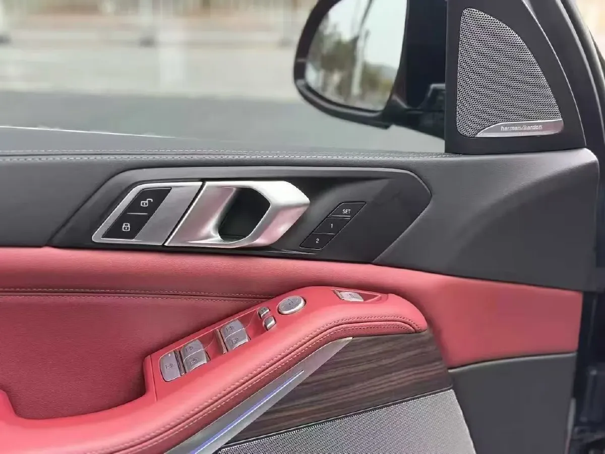 2025 BMW X5 3.0T 381HP L6 8AT,autocango,china used car exporter,china ev exporter,chinese used car exporter,chinese used ev exporter