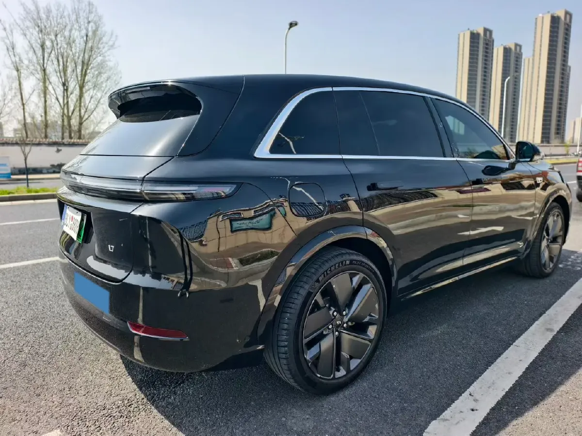 2025 Li L7 Range Extended 154HP REEV,autocango,china used car exporter,china ev exporter,chinese used car exporter,chinese used ev exporter