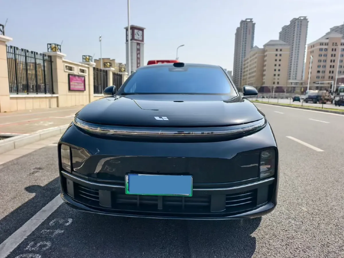 2025 Li L7 Range Extended 154HP REEV,autocango,china used car exporter,china ev exporter,chinese used car exporter,chinese used ev exporter