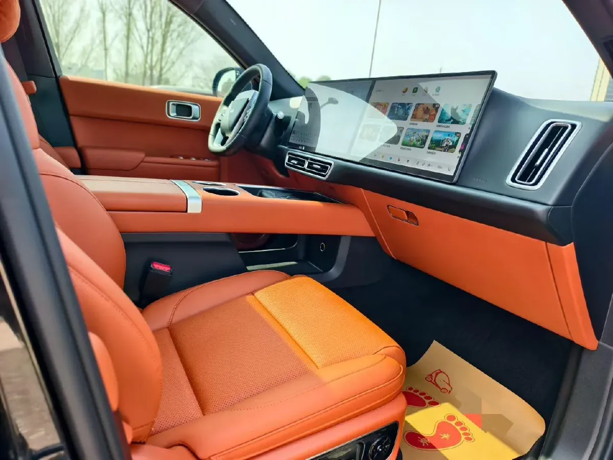 2025 Li L7 Range Extended 154HP REEV,autocango,china used car exporter,china ev exporter,chinese used car exporter,chinese used ev exporter