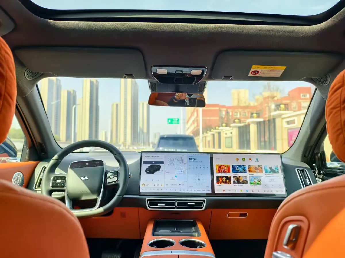 2025 Li L7 Range Extended 154HP REEV,autocango,china used car exporter,china ev exporter,chinese used car exporter,chinese used ev exporter