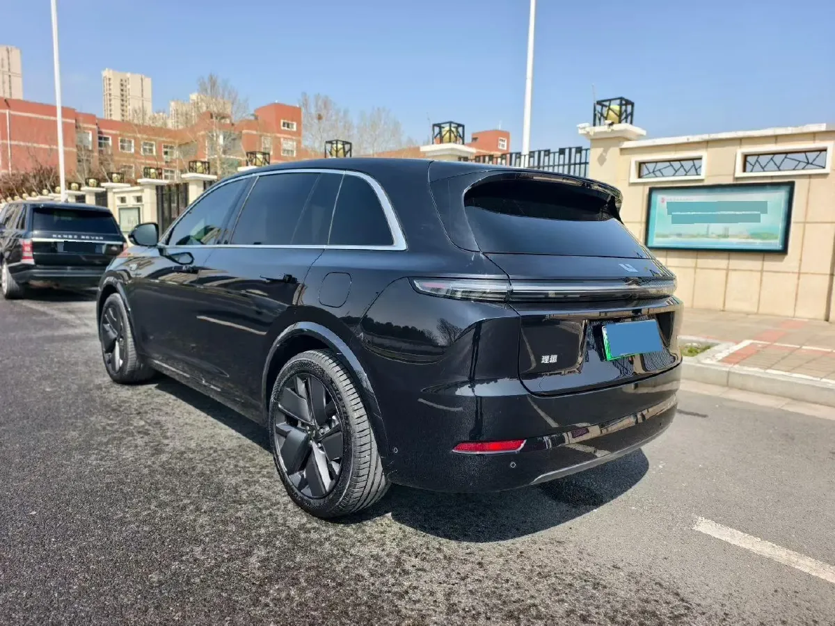 2025 Li L7 Range Extended 154HP REEV,autocango,china used car exporter,china ev exporter,chinese used car exporter,chinese used ev exporter